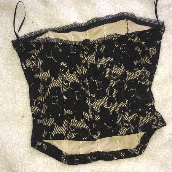 Wet seal corset - Picture 2 of 3